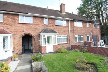 Barrows Lane, 3 bedroom Mid Terrace House to rent, £1,300 pcm