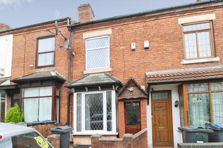 3 bedroom Mid Terrace House for sale