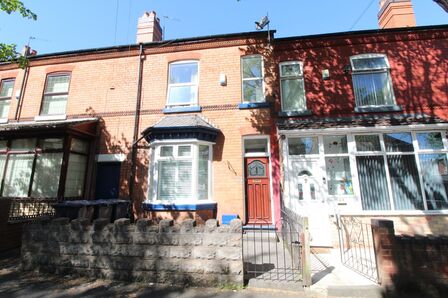 Gladys Road, 3 bedroom Mid Terrace House for sale, &pound;230,000
