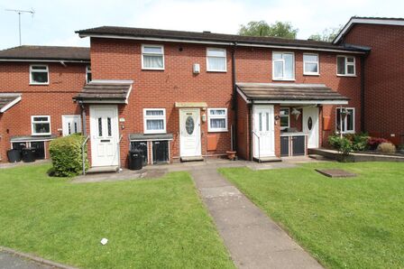 Church Road, 1 bedroom Flat for sale, &pound;60,000