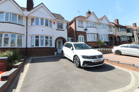 Gleneagles Road, 3 bedroom Semi Detached House for sale, &pound;265,000