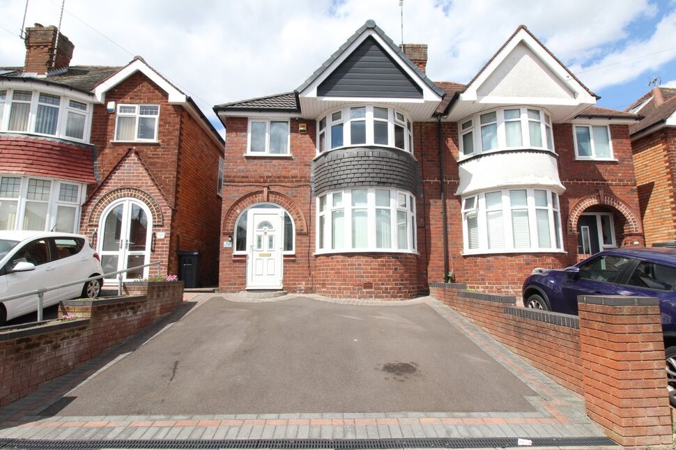 Main image of 3 bedroom Semi Detached House for sale, Moat Lane, Yardley, West Midlands, B26