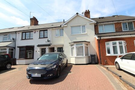 Clements Road, 3 bedroom Mid Terrace House for sale, &pound;240,000