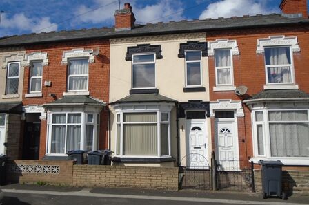 2 bedroom Mid Terrace House for sale