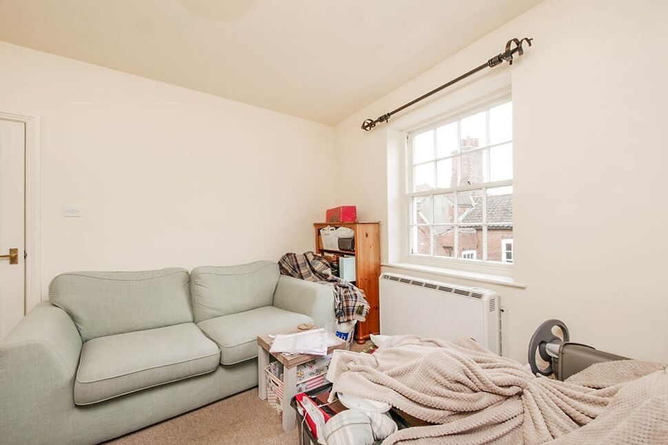 Open Plan Lounge and Kitchen