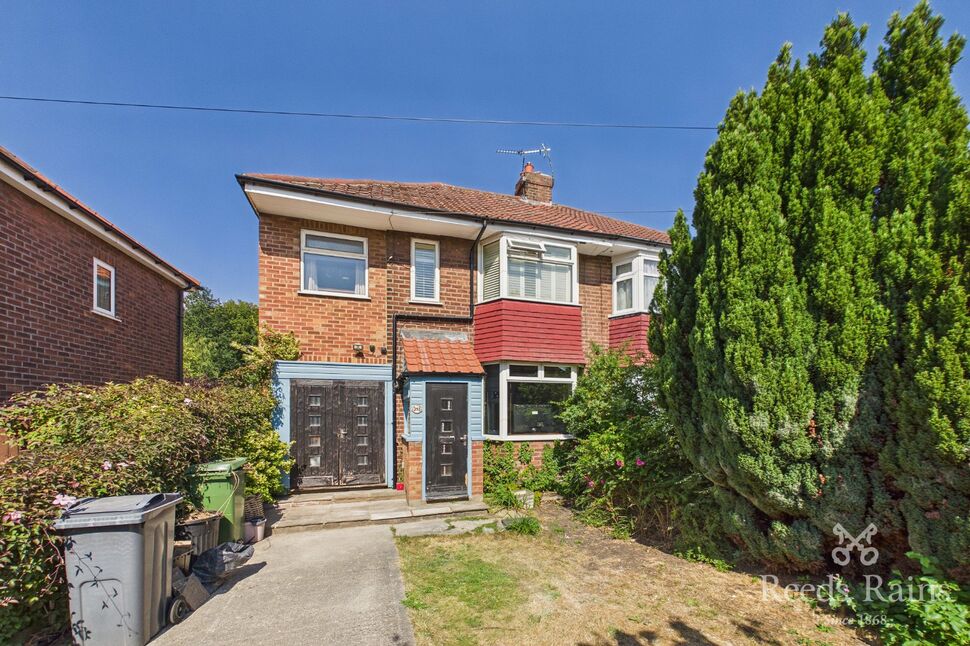 Main image of 3 bedroom Semi Detached House to rent, Huntington Road, York, North Yorkshire, YO31