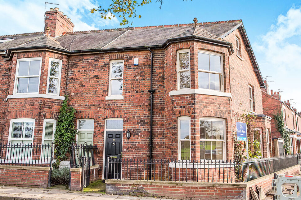 Main image of 4 bedroom Semi Detached House to rent, Knavesmire Crescent, York, YO23