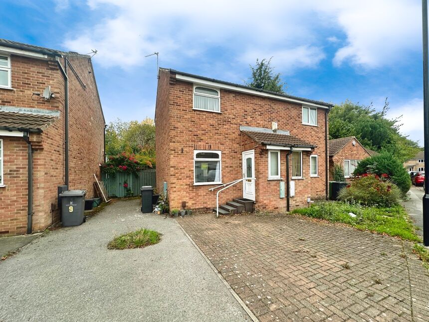 Main image of 1 bedroom Semi Detached House to rent, Montrose Avenue, York, YO31
