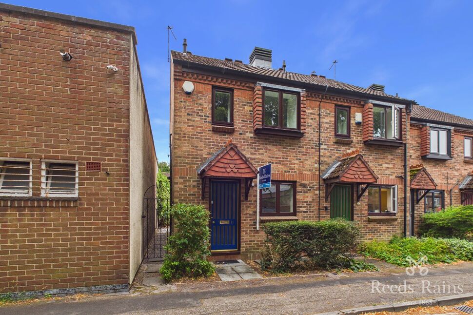 Main image of 2 bedroom End Terrace House to rent, De Grey Terrace Avenue Road, York, YO30