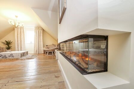 Skeldergate, 2 bedroom  Flat to rent, £1,550 pcm