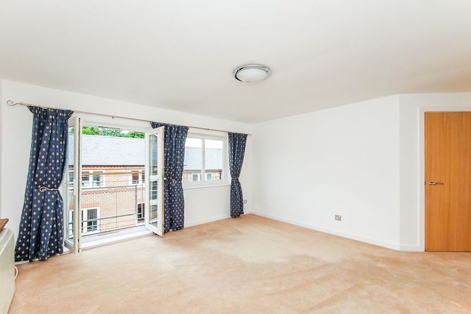 Main image of 2 bedroom Flat to rent, Fetter Lane, York, YO1