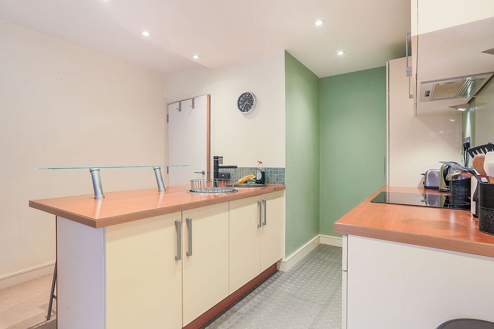 Kitchen / Living Room