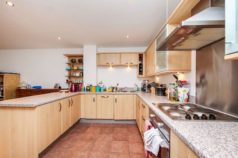 Open Plan Living Room / Kitchen