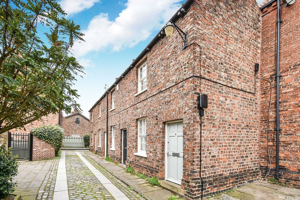 Main image of 1 bedroom Mid Terrace Property to rent, Monk Bar Court, York, North Yorkshire, YO1