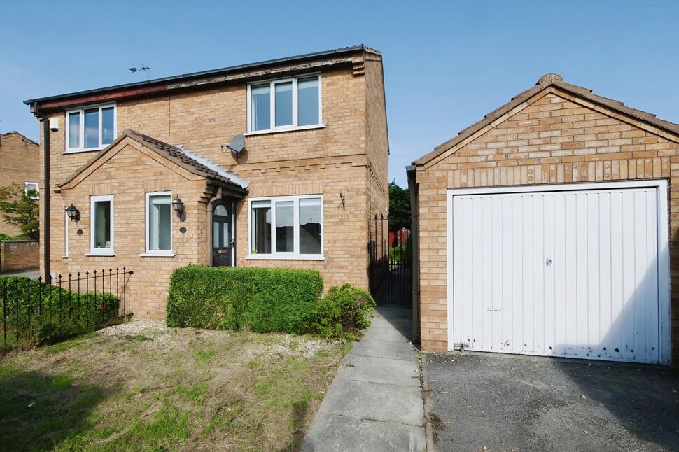 Main image of 2 bedroom Semi Detached House to rent, Longwood Road, York, North Yorkshire, YO30