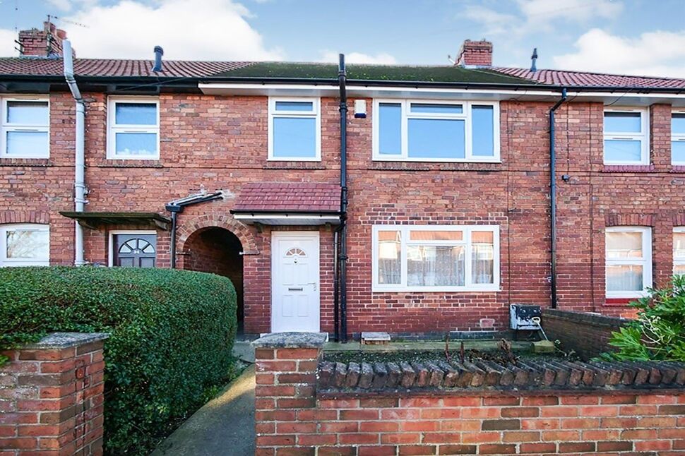 Main image of 3 bedroom Mid Terrace House for sale, Hadrian Avenue, York, North Yorkshire, YO10