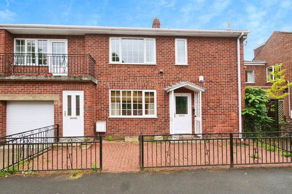 Main image of 1 bedroom  Flat for sale, Bootham Crescent, York, North Yorkshire, YO30