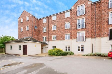 Principal Rise, 2 bedroom  Flat for sale, £210,000
