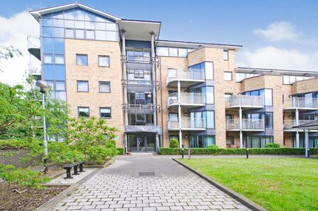 2 bedroom  Flat for sale