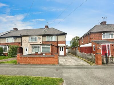 Fifth Avenue, 2 bedroom Semi Detached House to rent, £1,350 pcm