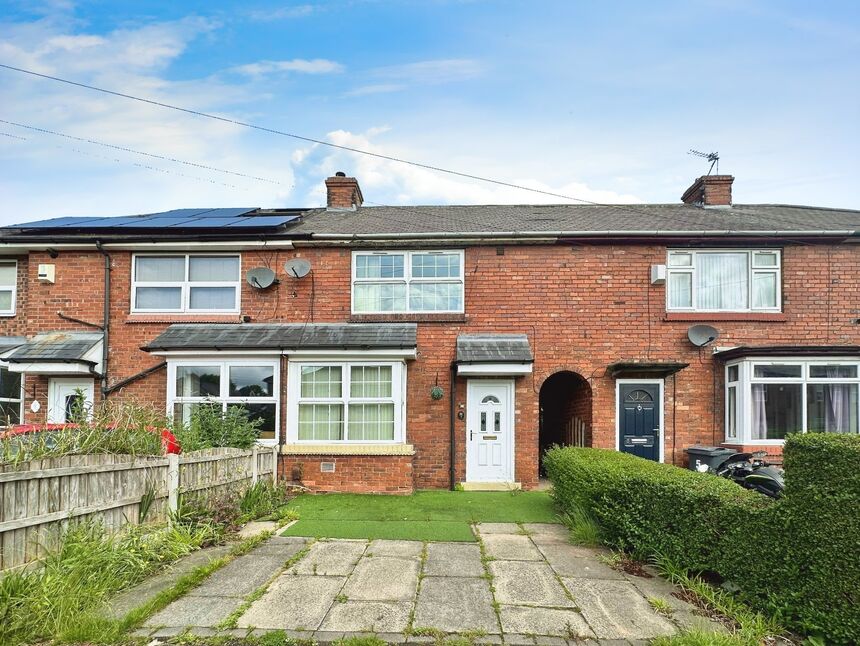 Main image of 3 bedroom Mid Terrace House to rent, Asquith Avenue, York, North Yorkshire, YO31