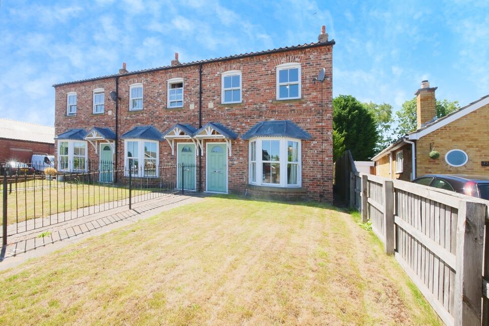Main image of 3 bedroom End Terrace House for sale, North Moor Road, Huntington, North Yorkshire, YO32