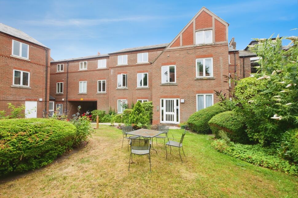 Main image of 2 bedroom Flat for sale, Fetter Lane, York, North Yorkshire, YO1