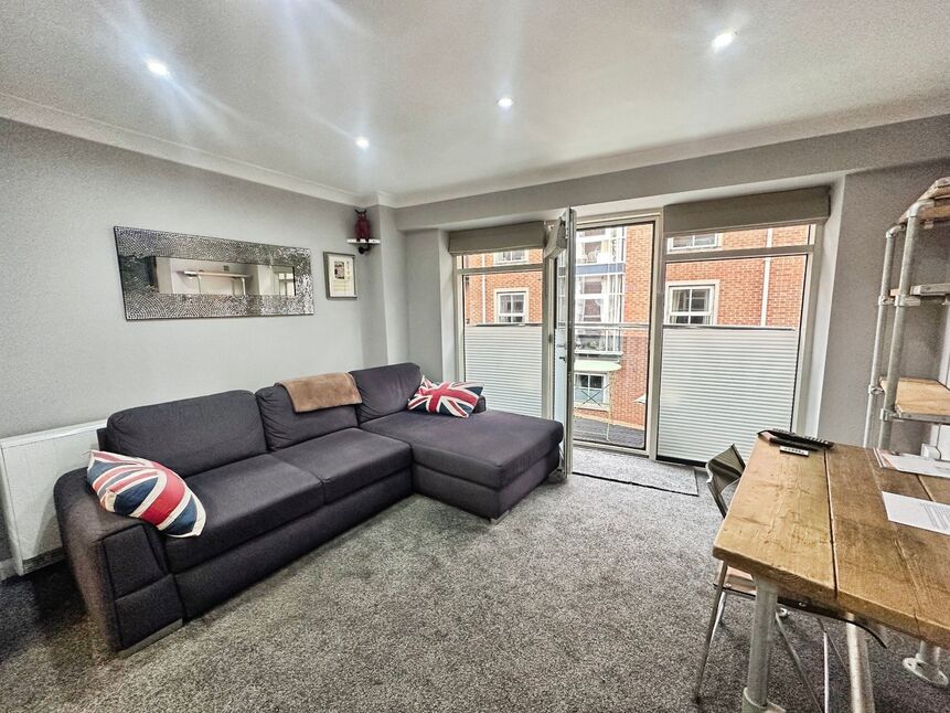 Main image of 2 bedroom Flat to rent, Fetter Lane, York, North Yorkshire, YO1