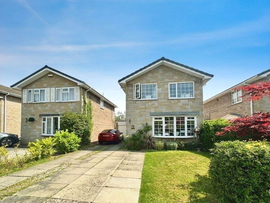 Main image of 4 bedroom Detached House to rent, Sandringham Close, Haxby, North Yorkshire, YO32