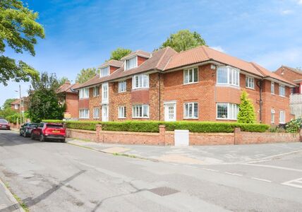 2 bedroom  Flat for sale
