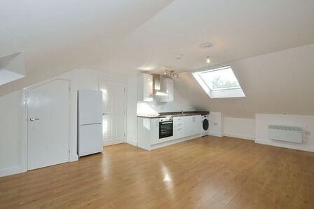 2 bedroom  Flat to rent