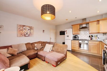 1 bedroom Flat for sale