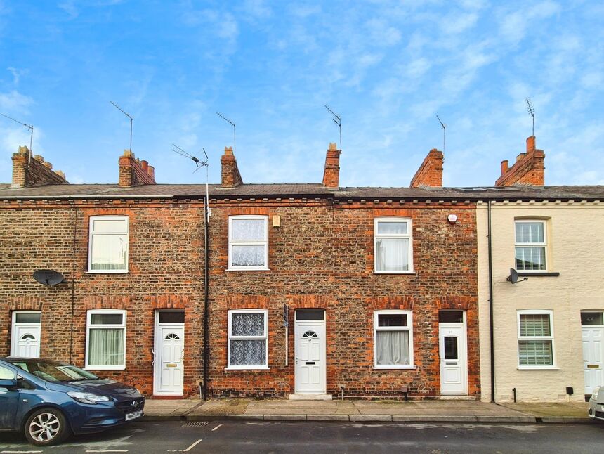 Main image of 2 bedroom Mid Terrace House for sale, Stamford Street East, York, North Yorkshire, YO26
