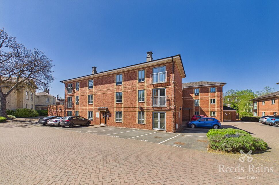 Main image of 2 bedroom Flat for sale, Ripon Croft, York, North Yorkshire, YO31