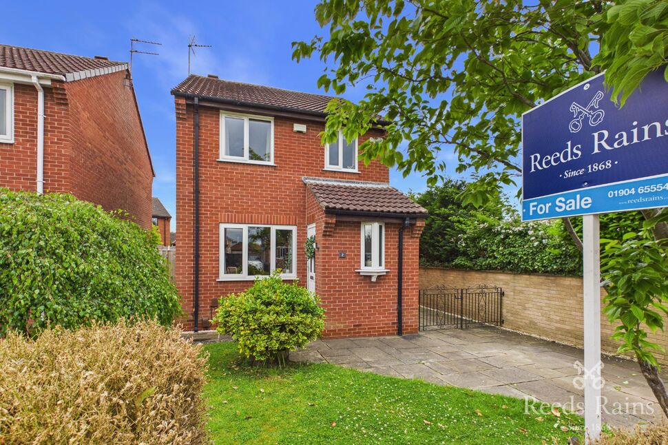 3 bedroom Detached House for sale