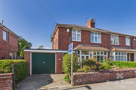 Mayfield Grove, 3 bedroom Semi Detached House for sale, &pound;375,000