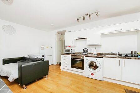 1 bedroom Flat to rent