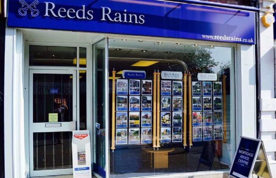 Reeds Rains Hull