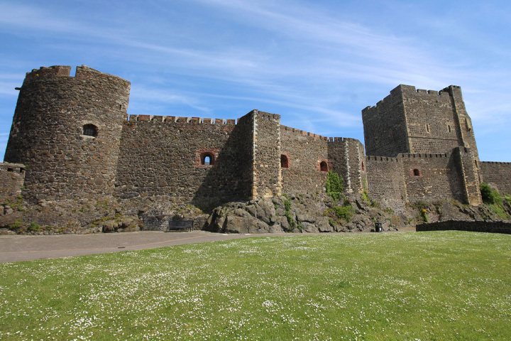 Why move to Carrickfergus?