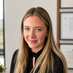 Issy Lee Trainee Negotiator 