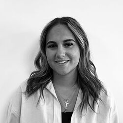 Layla Ferris – Sales & Lettings Negotiator