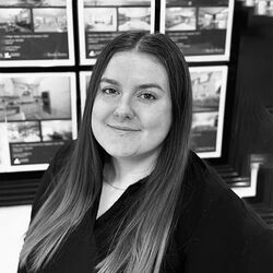 Leeha Cox Lettings Negotiator