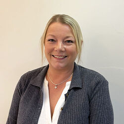 Lisa Clark Sales Negotiator