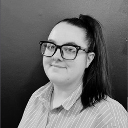 Lauren Clarke, Sales Negotiator