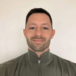 Philip Cave Senior Financial Consultant