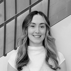 Chloe Wallace Branch Manager